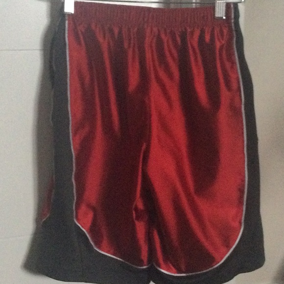 Boys Nike Basketball Shorts - Picture 3 of 4